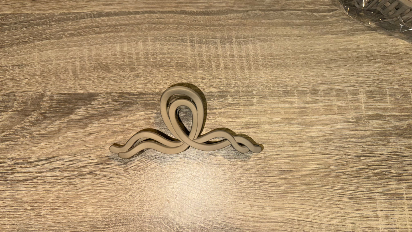 Large Hair Claw